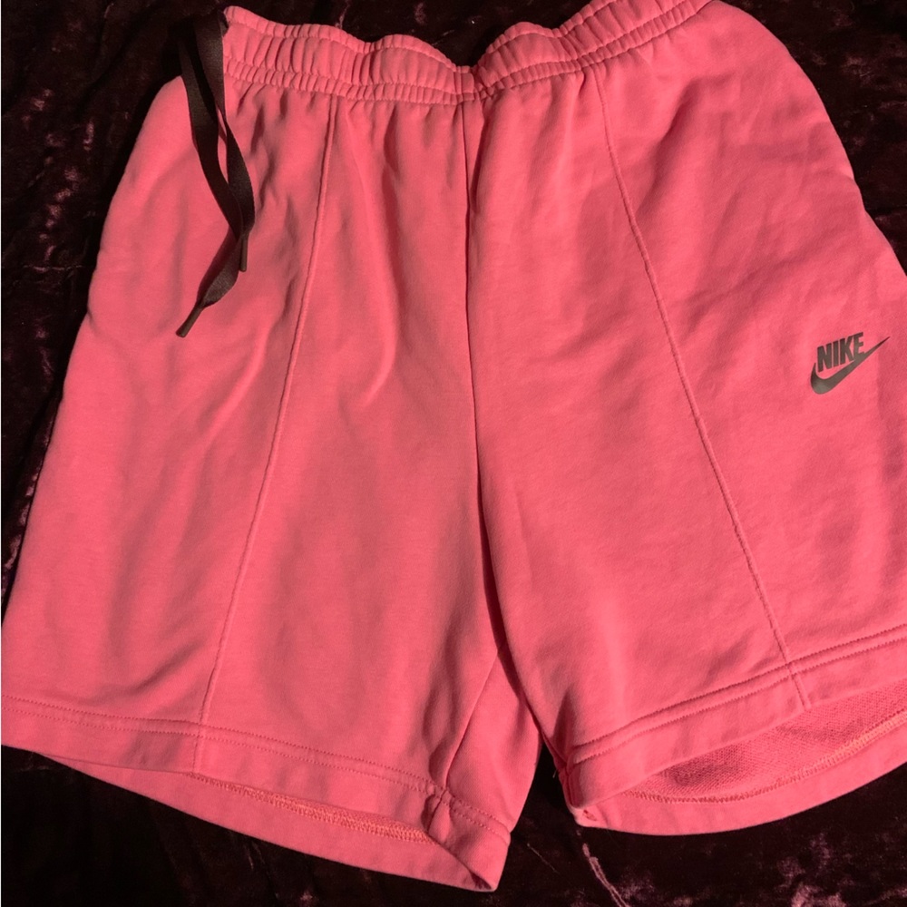 Nike size small. Like new.